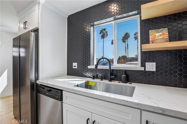4461 Farquhar Avenue A, Los Alamitos, CA 90720