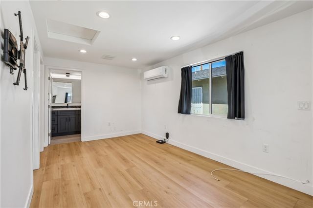 4461 Farquhar Avenue A, Los Alamitos, CA 90720
