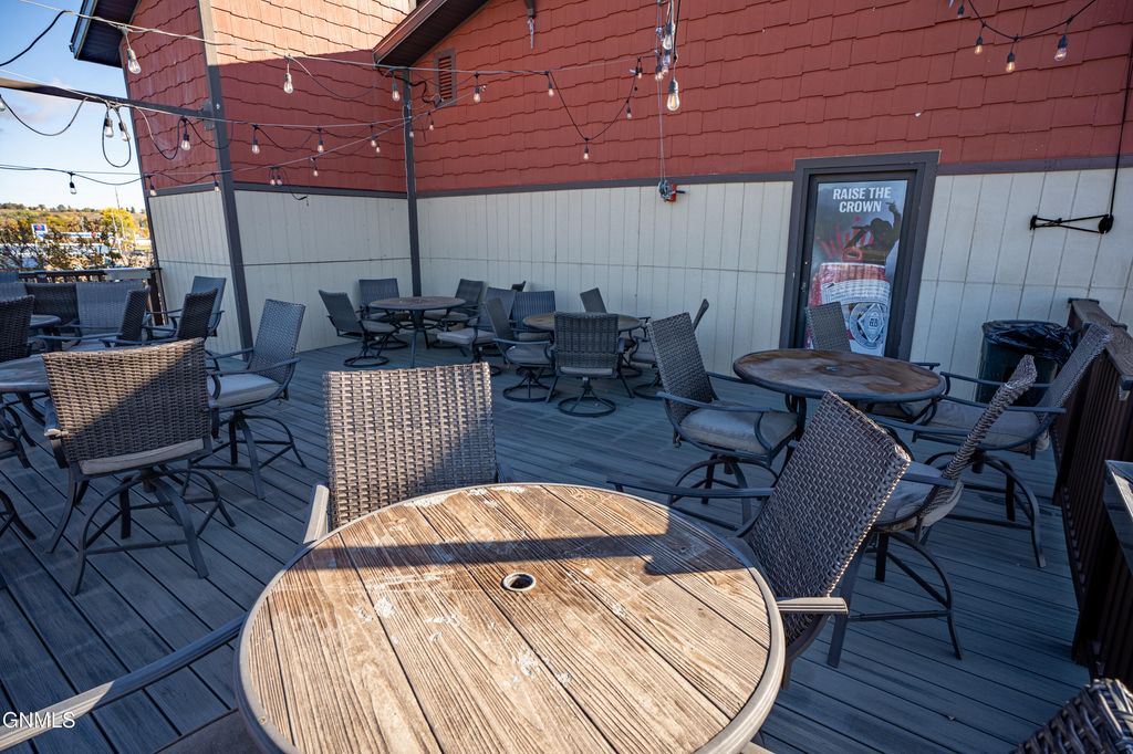 611 6th Avenue SE, Mandan, ND 58554 photo 4