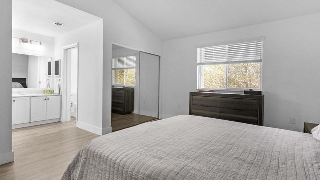 638 N University Drive, Plantation, FL 33324