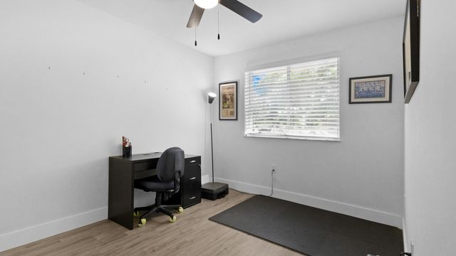 638 N University Drive, Plantation, FL 33324