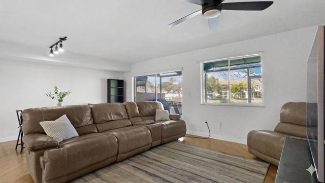 638 N University Drive, Plantation, FL 33324