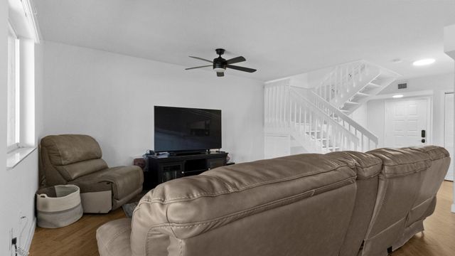 638 N University Drive, Plantation, FL 33324