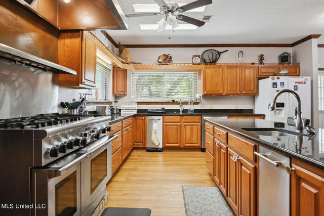 6341 Menge Avenue, Pass Christian, MS 39571