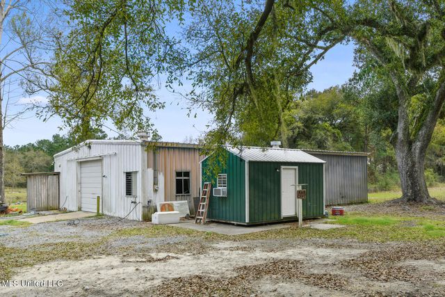 6341 Menge Avenue, Pass Christian, MS 39571