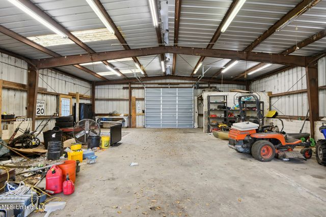 6341 Menge Avenue, Pass Christian, MS 39571