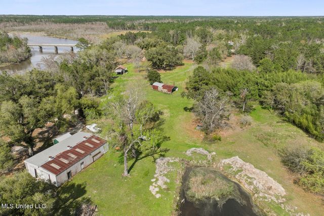 6341 Menge Avenue, Pass Christian, MS 39571