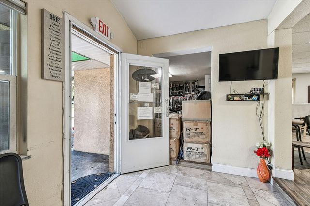 109 E ROBERTSON STREET, Brandon, FL 33511