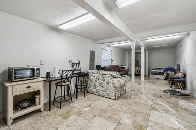 109 E ROBERTSON STREET, Brandon, FL 33511