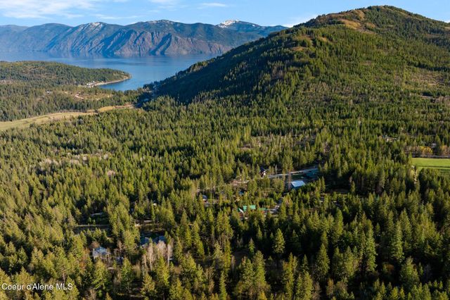 Lot B Spring View Ln, Sagle, ID 83860