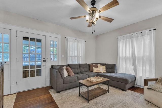 601 E 3rd Street, Maryville, MO 64468