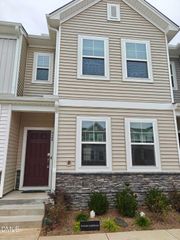 928 Highland Trace Drive, Graham, NC 27253