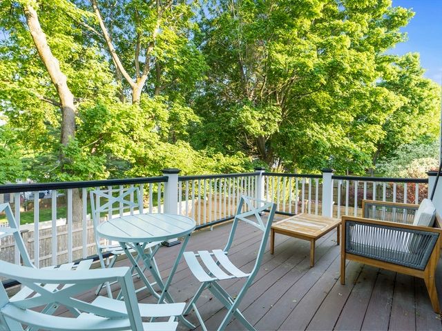 12 Cedar St 2, Waltham, MA 02453
