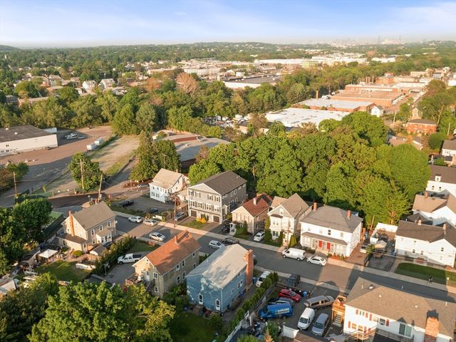 12 Cedar St 2, Waltham, MA 02453