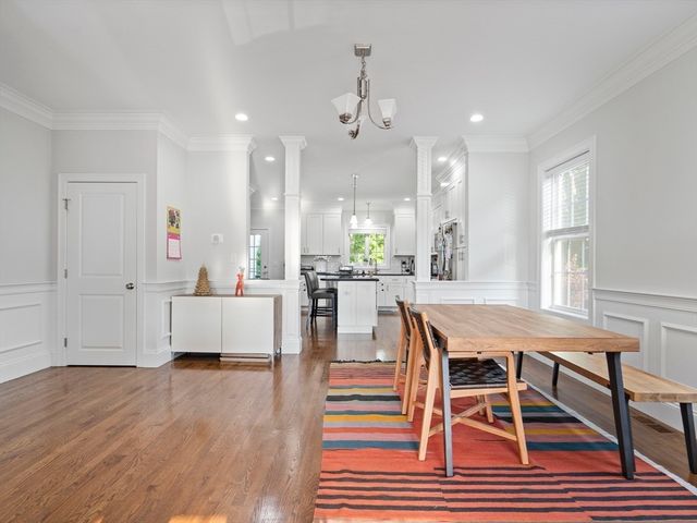 12 Cedar St 2, Waltham, MA 02453