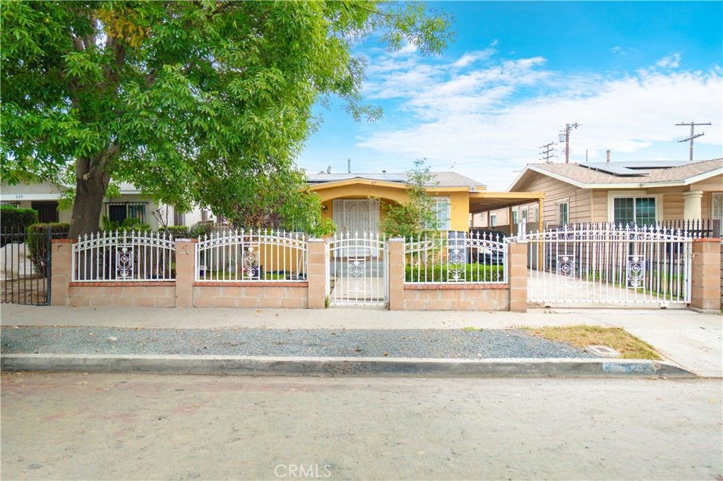435 W 91st Place, Los Angeles, CA 90003 — photo 2