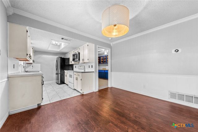 4501 Mountain View Drive, Killeen, TX 76543