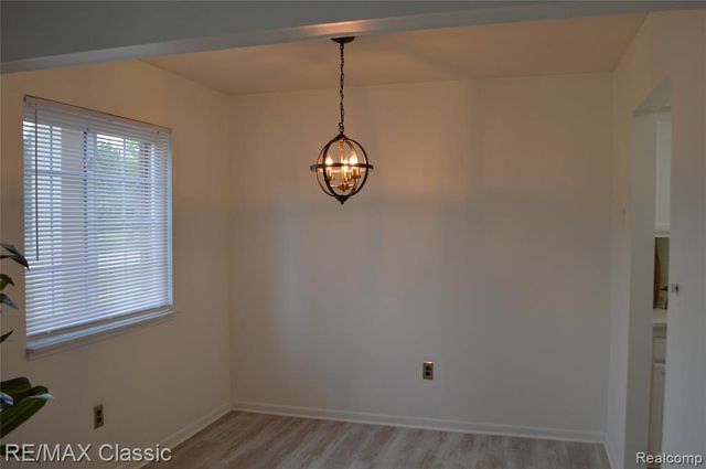 19711 E 8 Mile Road 69, Saint Clair Shores, MI 48080