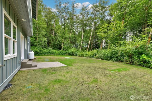 36651 Tamarack Drive NE, Hansville, WA 98340