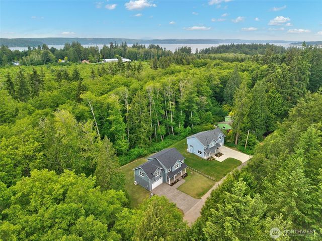 36651 Tamarack Drive NE, Hansville, WA 98340