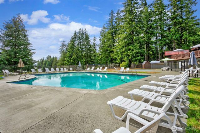 36651 Tamarack Drive NE, Hansville, WA 98340