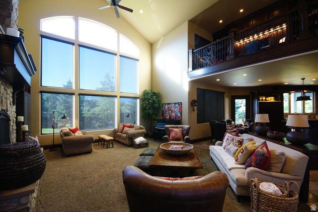 2054 E 6425 S, Holladay, UT 84121
