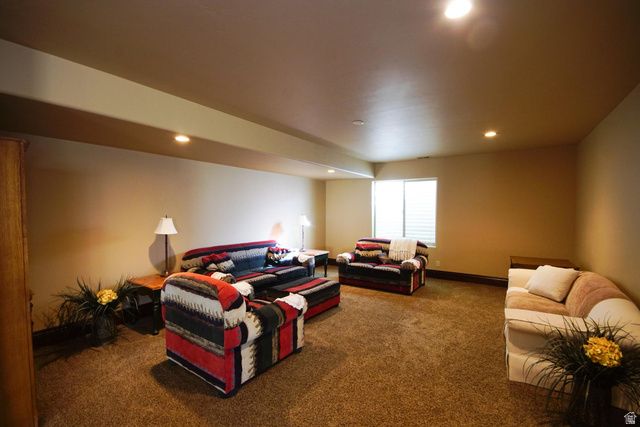 2054 E 6425 S, Holladay, UT 84121