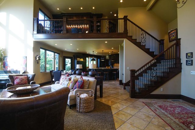 2054 E 6425 S, Holladay, UT 84121