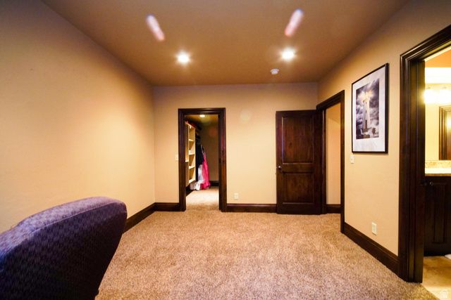 2054 E 6425 S, Holladay, UT 84121