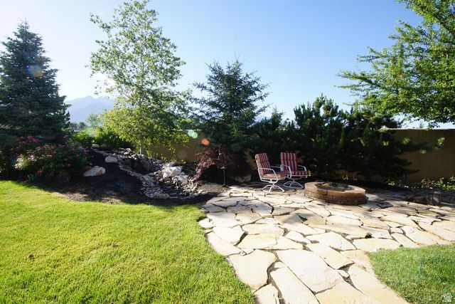 2054 E 6425 S, Holladay, UT 84121