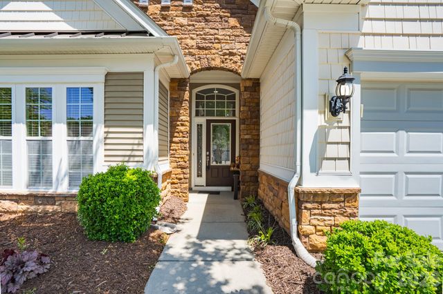 2221 Hartwell Lane, Fort Mill, SC 29707