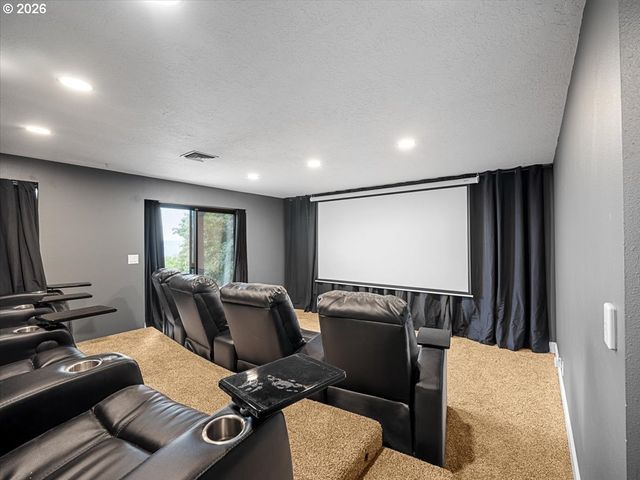 4000 EOLA Dr Nw, Salem, OR 97304