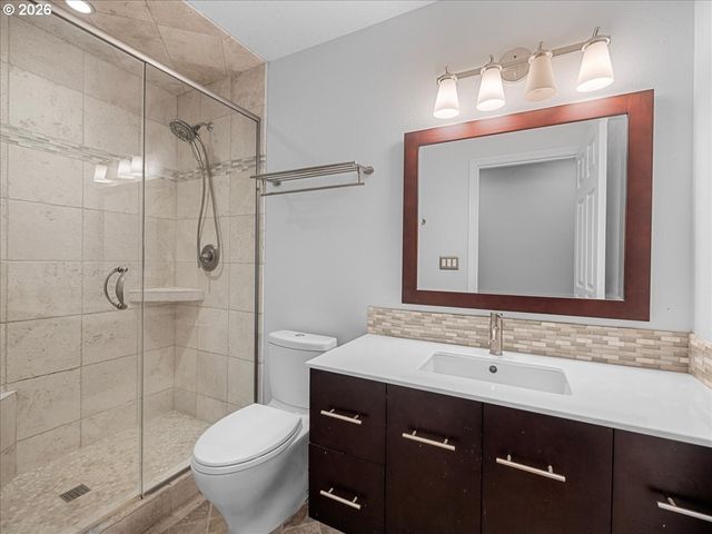 4000 EOLA Dr Nw, Salem, OR 97304