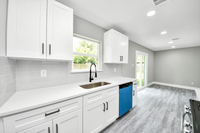 11823 Leitrim Way, Houston, TX 77047