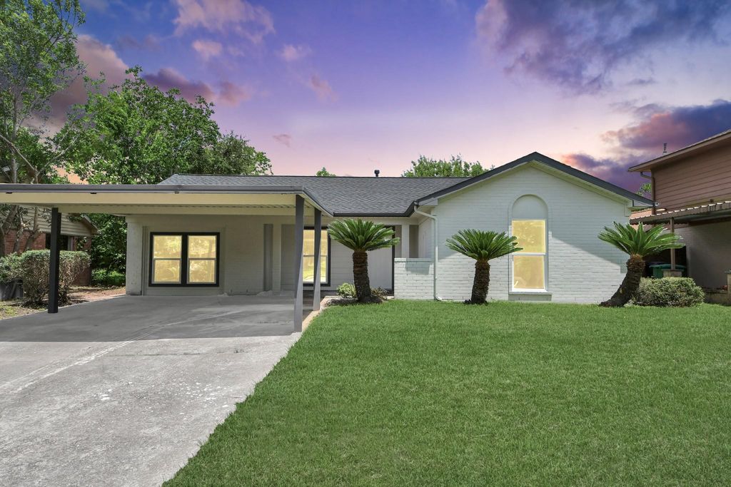 11823 Leitrim Way, Houston, TX 77047