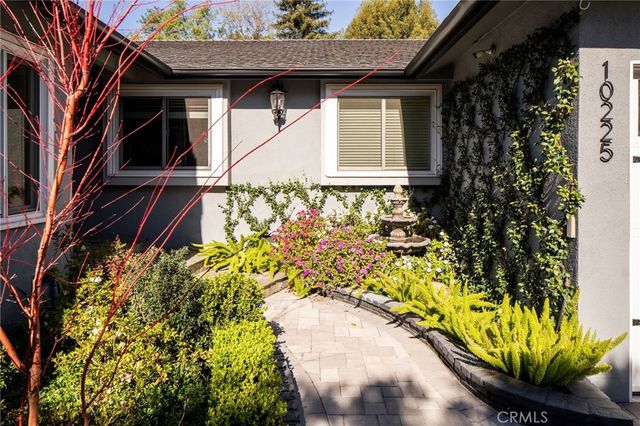10225 Valley Spring Ln, Toluca Lake, CA 91602