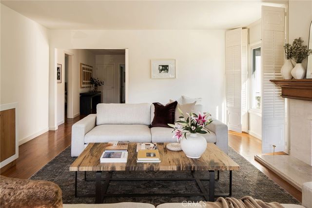 10225 Valley Spring Ln, Toluca Lake, CA 91602