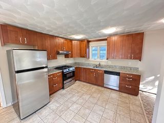 88 Pearl St, Somerville, MA 02145