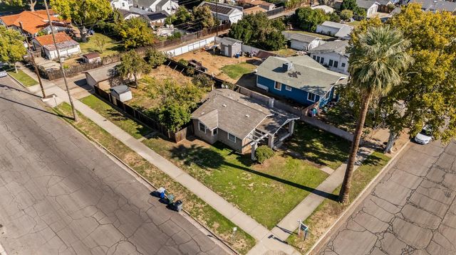 4001 E Balch Avenue, Fresno, CA 93702