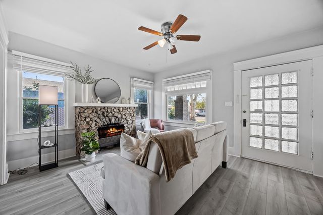 4001 E Balch Avenue, Fresno, CA 93702