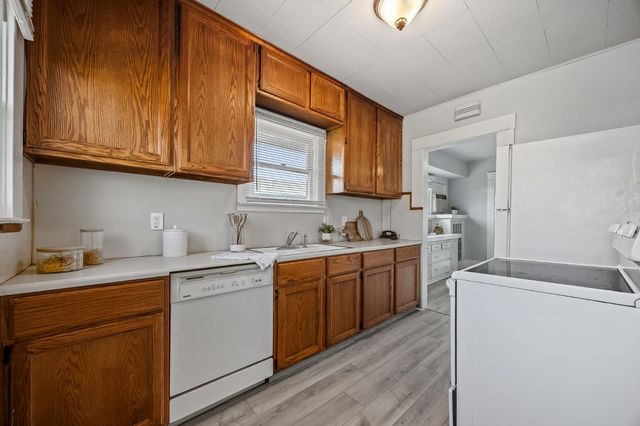 4001 E Balch Avenue, Fresno, CA 93702