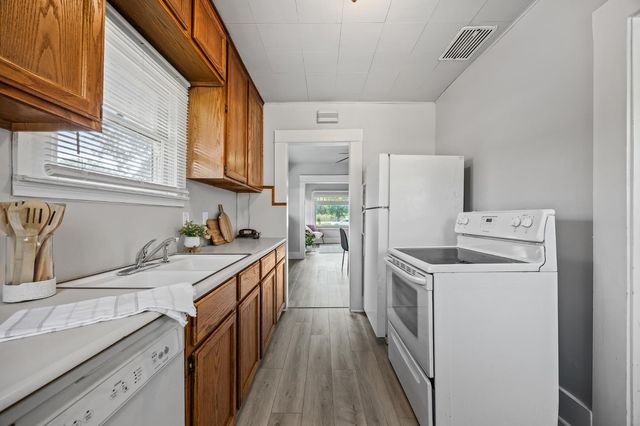 4001 E Balch Avenue, Fresno, CA 93702