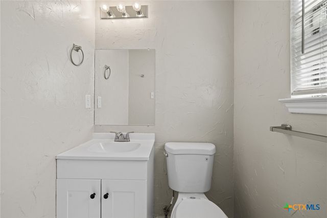 1202 Dryden Avenue, Copperas Cove, TX 76522