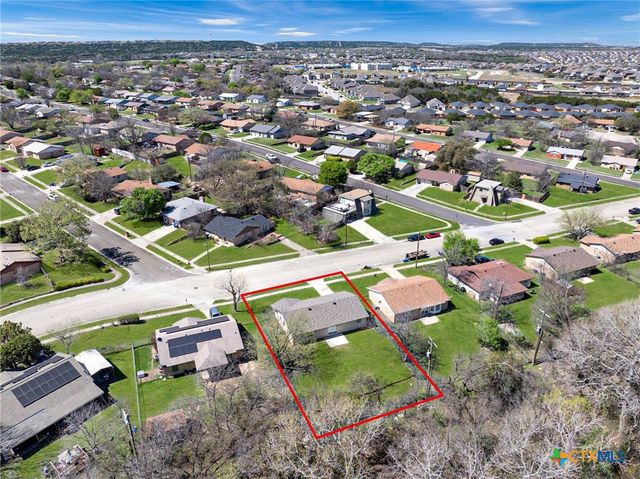 1202 Dryden Avenue, Copperas Cove, TX 76522