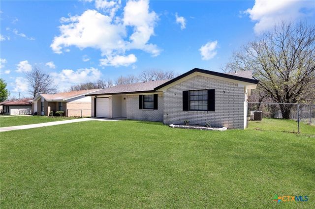 1202 Dryden Avenue, Copperas Cove, TX 76522