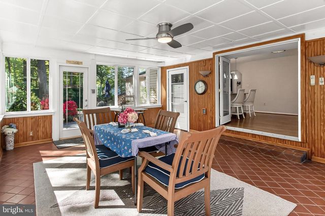 6327 YOUNGS BRANCH DR, Fairfax Station, VA 22039