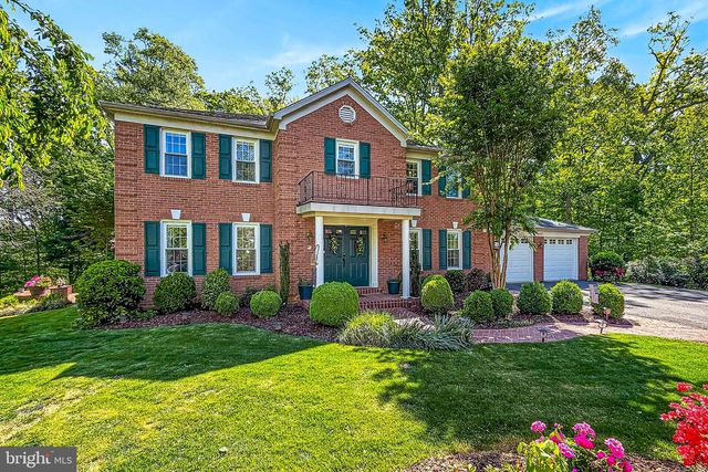 6327 YOUNGS BRANCH DR, Fairfax Station, VA 22039