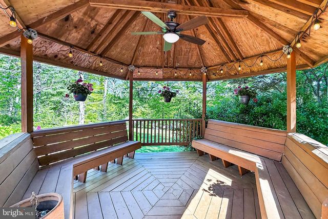 6327 YOUNGS BRANCH DR, Fairfax Station, VA 22039