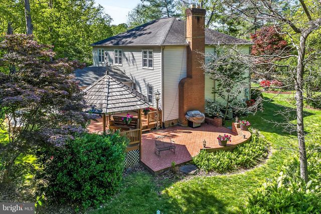6327 YOUNGS BRANCH DR, Fairfax Station, VA 22039