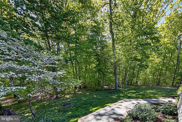 6327 YOUNGS BRANCH DR, Fairfax Station, VA 22039